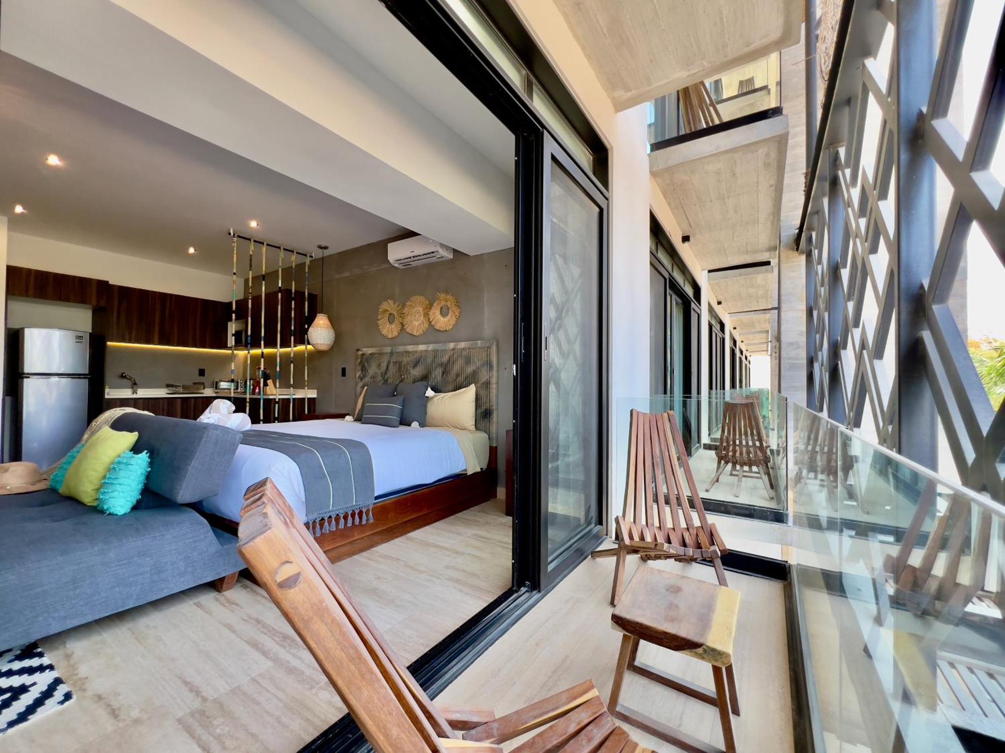 Great Located In By Casago *